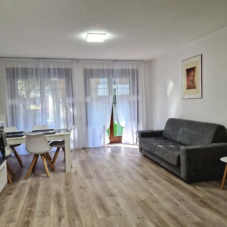 Holiday Residence Riva del Garda Exterior foto