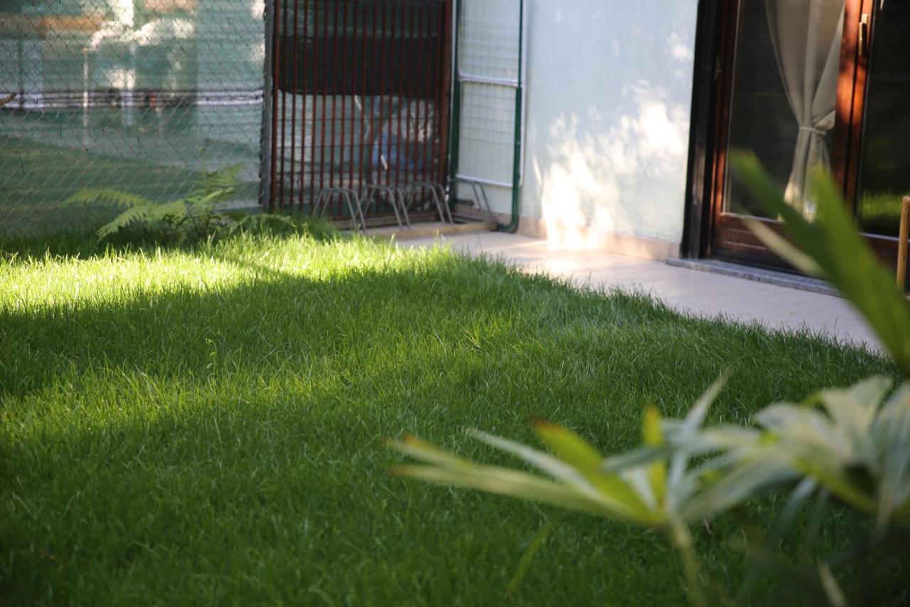 Holiday Residence Riva del Garda Exterior foto