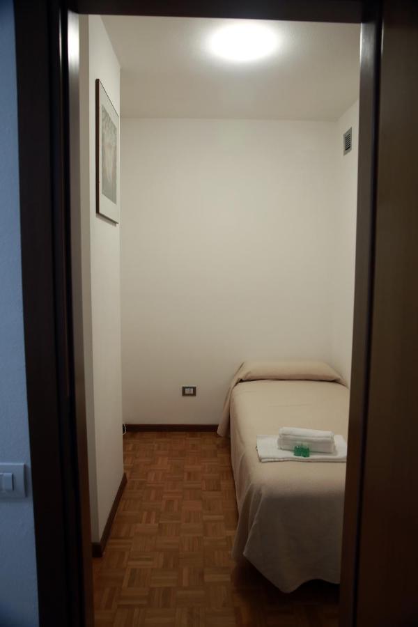 Holiday Residence Riva del Garda Exterior foto